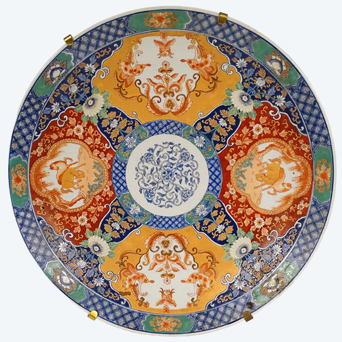 Große Platte Porzellan Imari Japan Pferde Blumen Schmetterlinge 46,5cm Anfang 20.