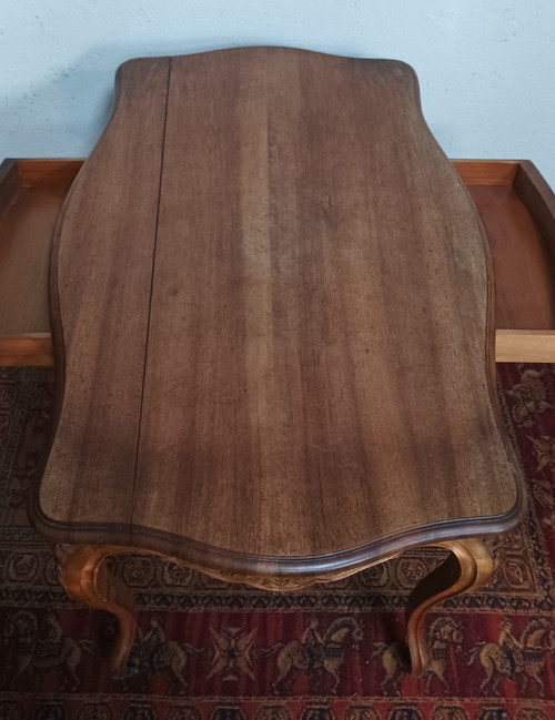 Louis XV middle table in walnut