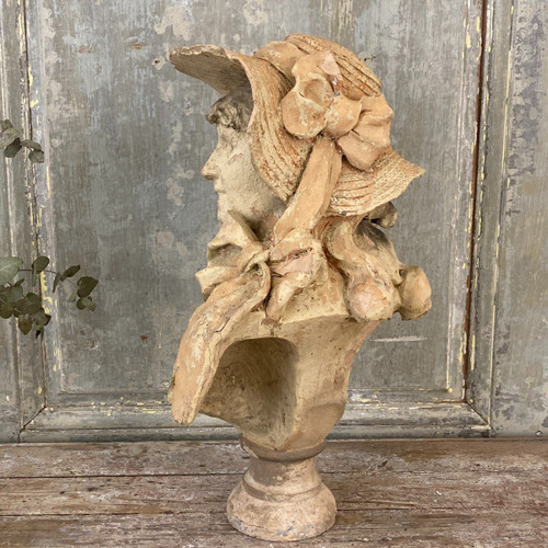 Busto in terracotta firmato Garnier