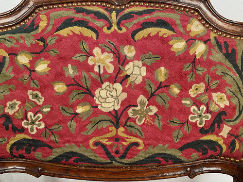 Louis XV-style bench seat upholstered with petit point tapestry, early 19th century