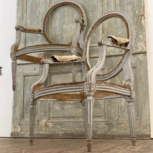 Pair of Louis XVI period Seats