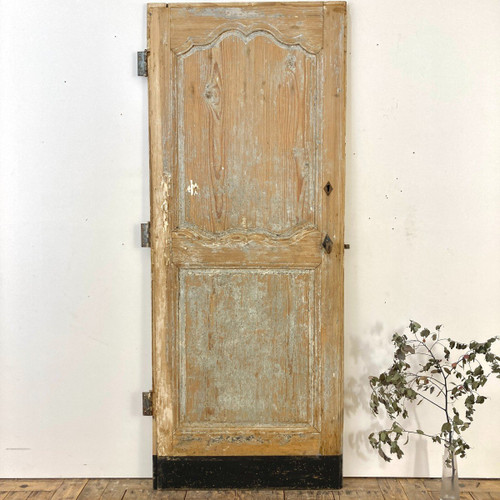 XVIII Communication Door