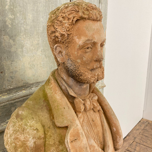 Large bust of the sculptor Philippe Poitevin