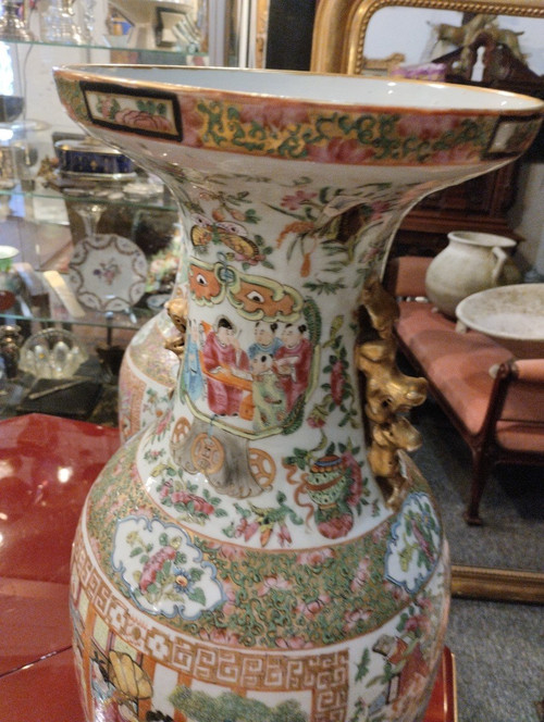 Paire De Vases - Chine - Dynastie Qing - Canton - Fin XIX E S.