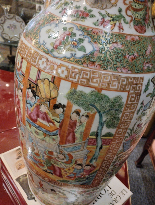 Paire De Vases - Chine - Dynastie Qing - Canton - Fin XIX E S.