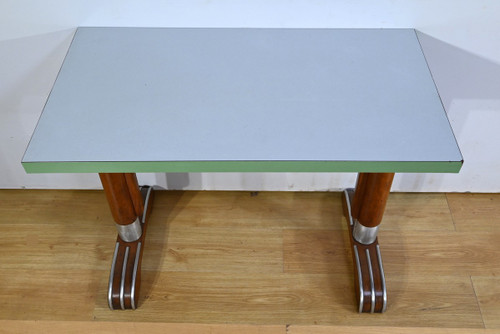 Les tables de bistro des années 1950