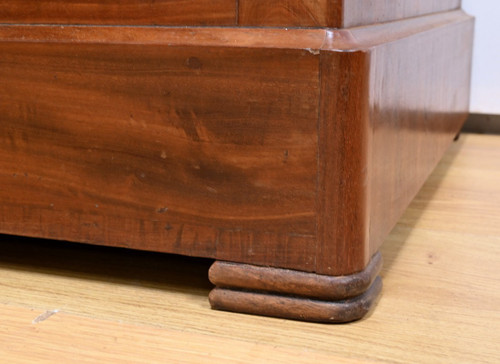 19th century mahogany veneered dresser