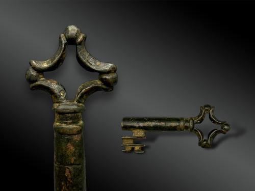 KEY - France - Late 15th century