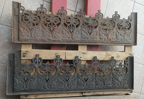 Lot de 3 balconnières garde-corps style gothique en fonte 19ème