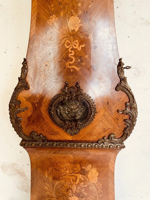 Louis XV style regulator in inlaid beach wood 20th century