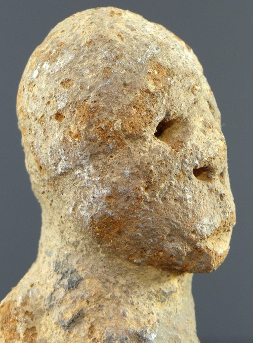 Nigeria, cultura Katsina, XIX secolo o precedente, testa in terracotta molto antica.