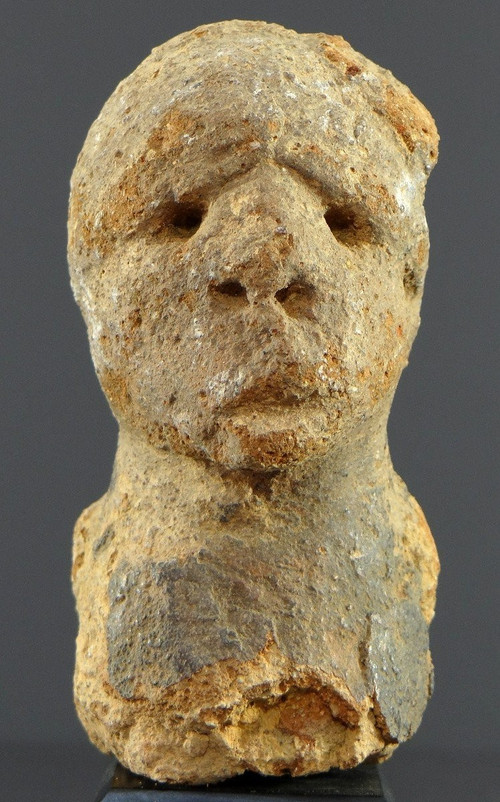 Nigeria, cultura Katsina, XIX secolo o precedente, testa in terracotta molto antica.
