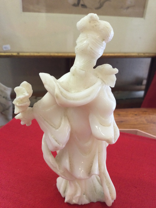 Statuette asiatique en pierre dure