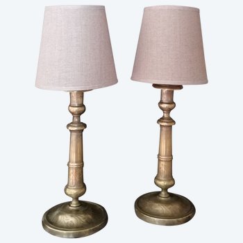 Very nice pair of gilt bronze lamps from the Directoire period