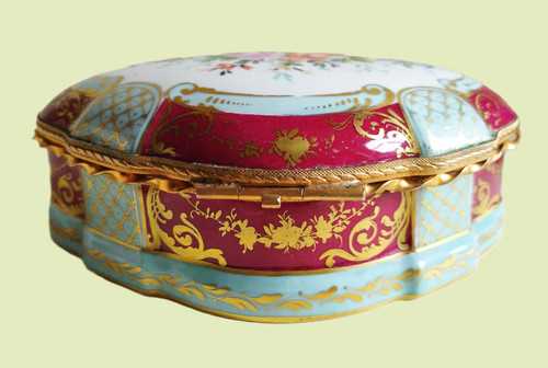 Le Tallec Grande Boîte En Porcelaine Peinte à La Main
