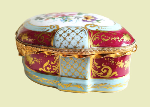 Le Tallec Grande Boîte En Porcelaine Peinte à La Main