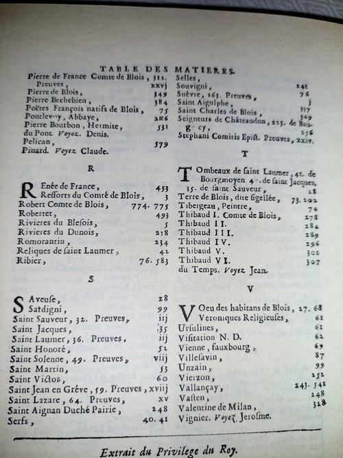 Book regionalism - Stories containing the antiquities of Blois