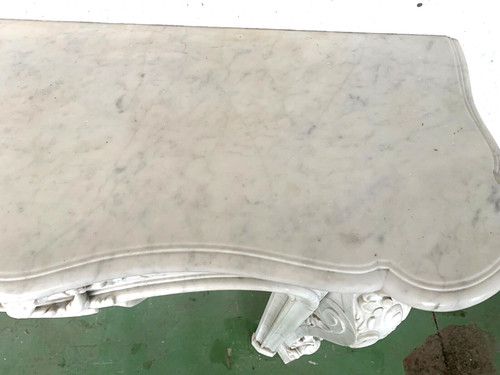 Kamin im Louis XV-Stil aus weißem Carrara-Marmor