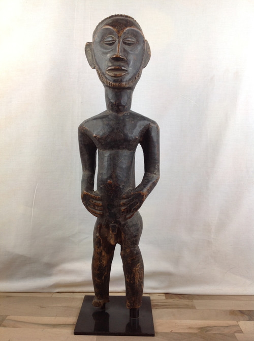 Bellissima statua di Hemba della Repubblica Democratica del Congo, antica.