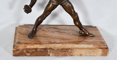 Scultura in bronzo con patina color bronzo periodo Art Déco