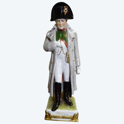Statuette in Saxony porcelain, Scheibe-Alsbach factory, representing Napoleon Bonaparte