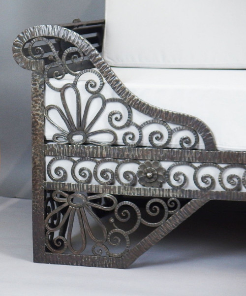 Art Deco Bench Bed