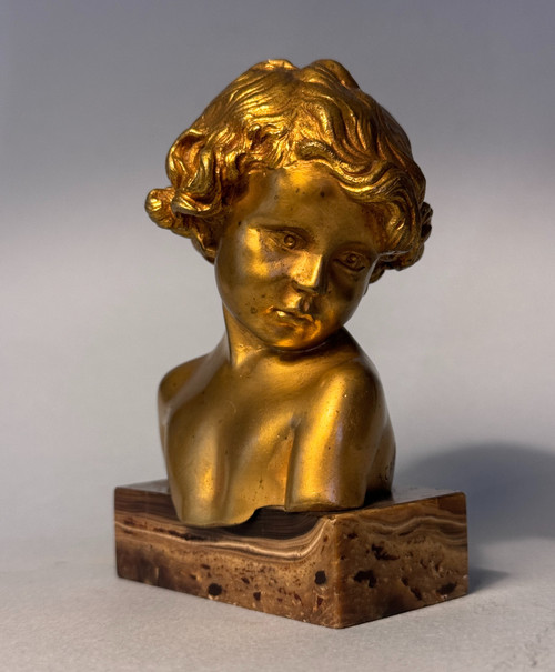 Scultura in bronzo dorato J.-M. CAMUS Busto di bambino