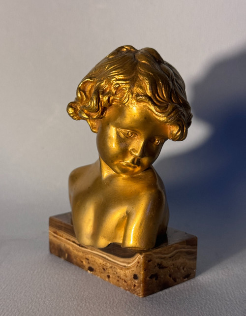 Scultura in bronzo dorato J.-M. CAMUS Busto di bambino