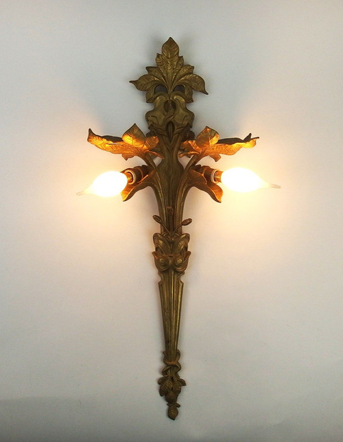 Paire d'Appliques Art Nouveau En Bronze dans le style de Bouval