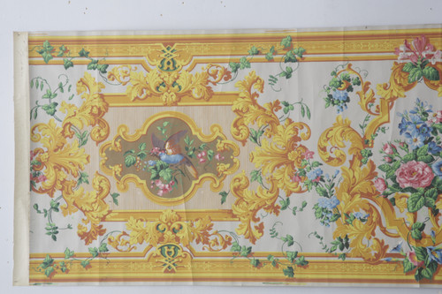 Striscia di carta da parati con uccelli e fiori del XIX secolo “tono grigio e oro”