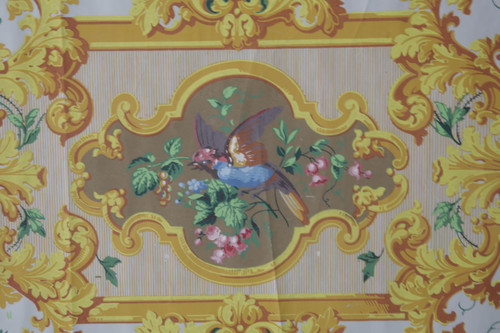 Striscia di carta da parati con uccelli e fiori del XIX secolo “tono grigio e oro”