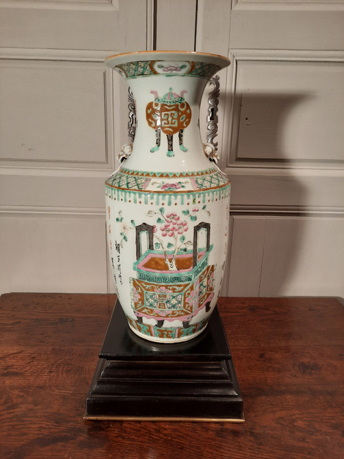 Vaso in porcellana, Cina XIX secolo.