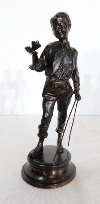  Bronzo "Ragazzo con trottola" - Fine del 19° secolo