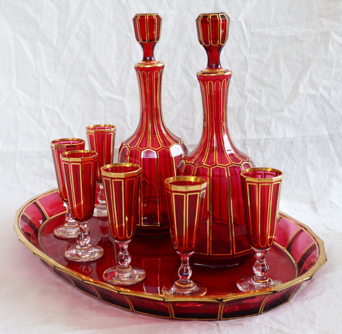 Baccarat: ruby red and gilded crystal liqueur service, Cannelures model - paper label