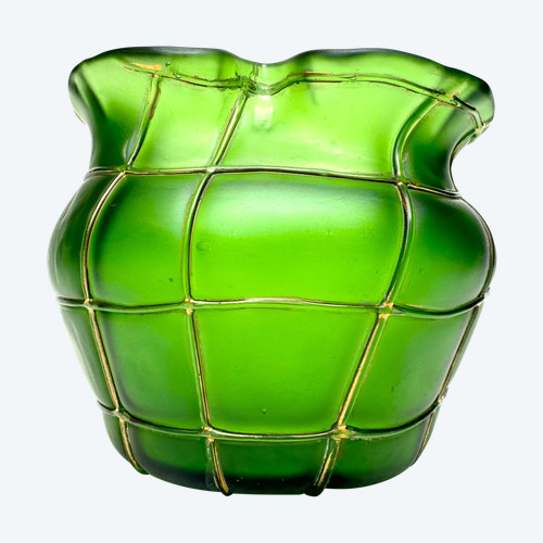 Loetz Ou Kralik - Grüne Vase Kreta
