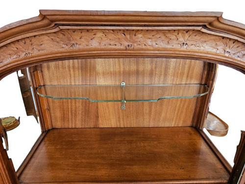 Eugène Vallin Jugendstil-Präsentationsvitrine "Platanenblätter".