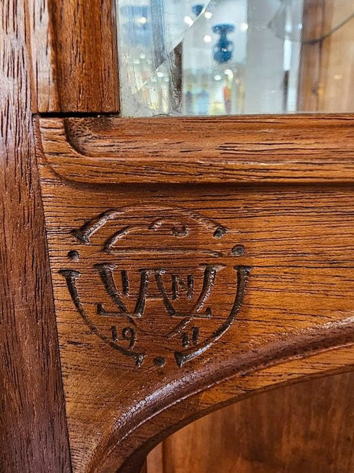 Eugène Vallin Jugendstil-Präsentationsvitrine "Platanenblätter".