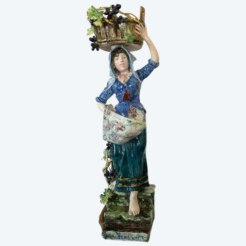 Large Barbotine Subject, La Vendangeuse