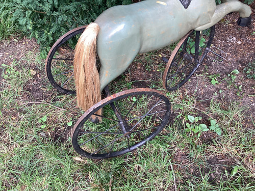 Cavallo a pedali