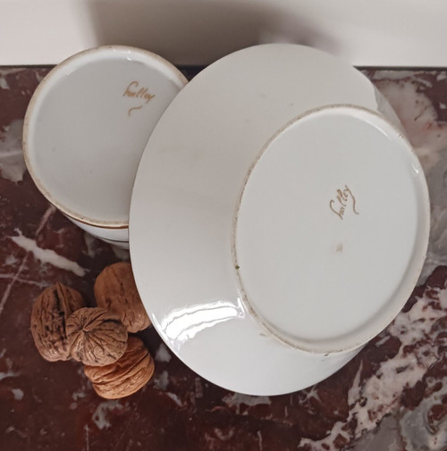 Halley - tasse à chocolat et sa soucoupe - porcelaine - décor à la Salembier - vers 1800