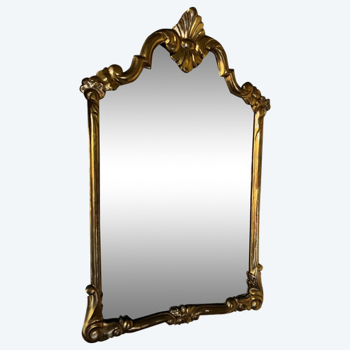 Miroir style Louis XV, bois sculpté avec une belle dorure à la feuille