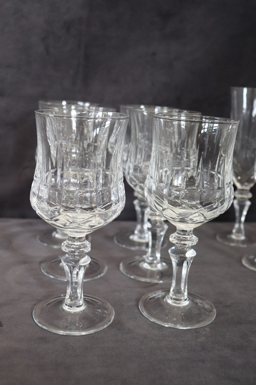 Set aus 18 Kristallgläsern