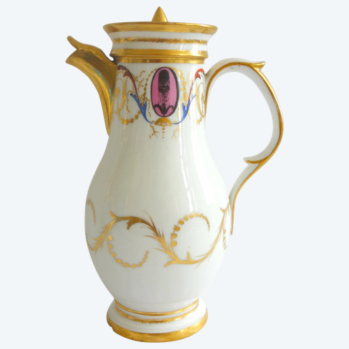Porcelain coffee pot, Directoire Consulat period - late 18th century circa 1800