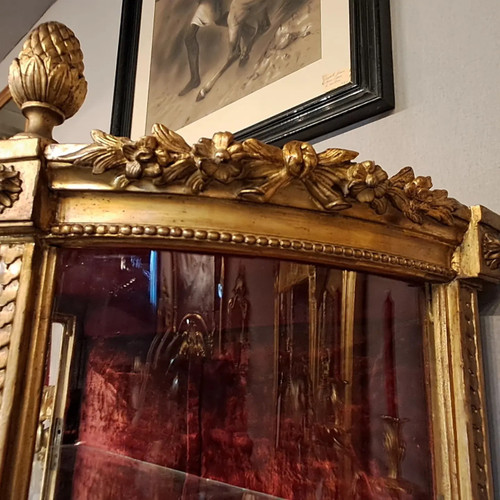 Louis XVI period display case, carved and gilded wood