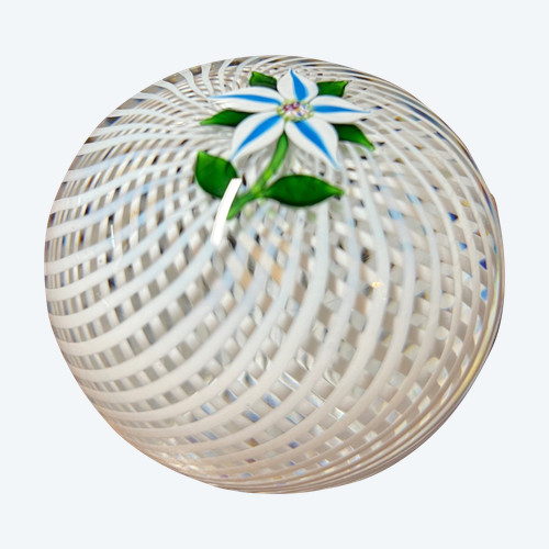 Paperweight ball Sulfide Saint-Louis 1971