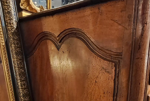 Commode XVIII noyer blond massif 