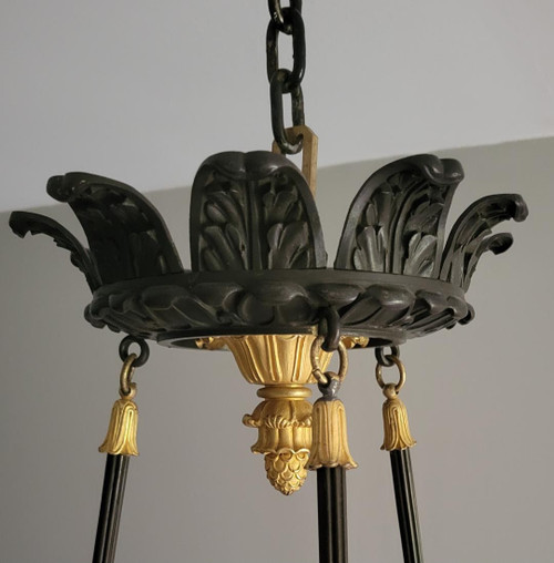 Kronleuchter aus vergoldeter und patinierter Bronze aus der Restaurationszeit