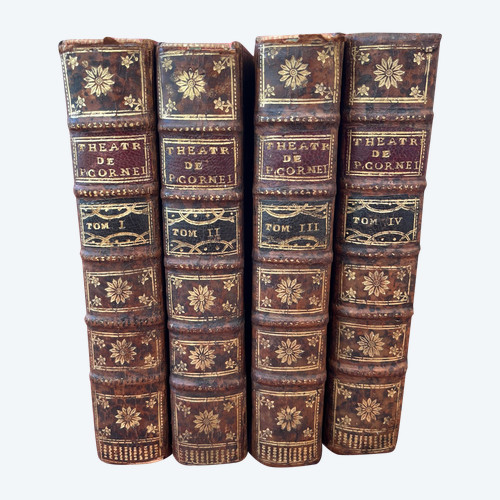 « Le théâtre de Pierre Corneille » chez Bordelet à Paris 1738 Tomes I II III et IV