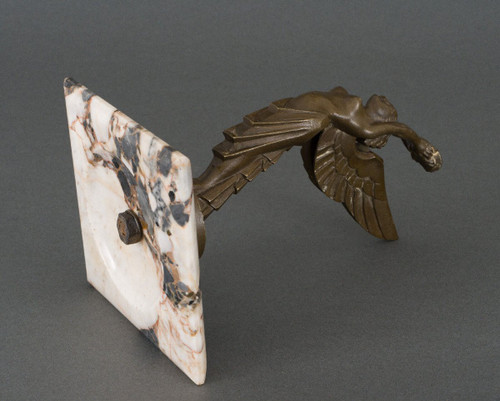 Mascotte La Gloire di H. Molins 1930 patina marrone base in marmo bronzo