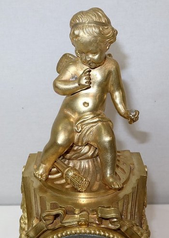 Gilded bronze clock, Louis XVI style, Napoleon III period - Mid 19th century
